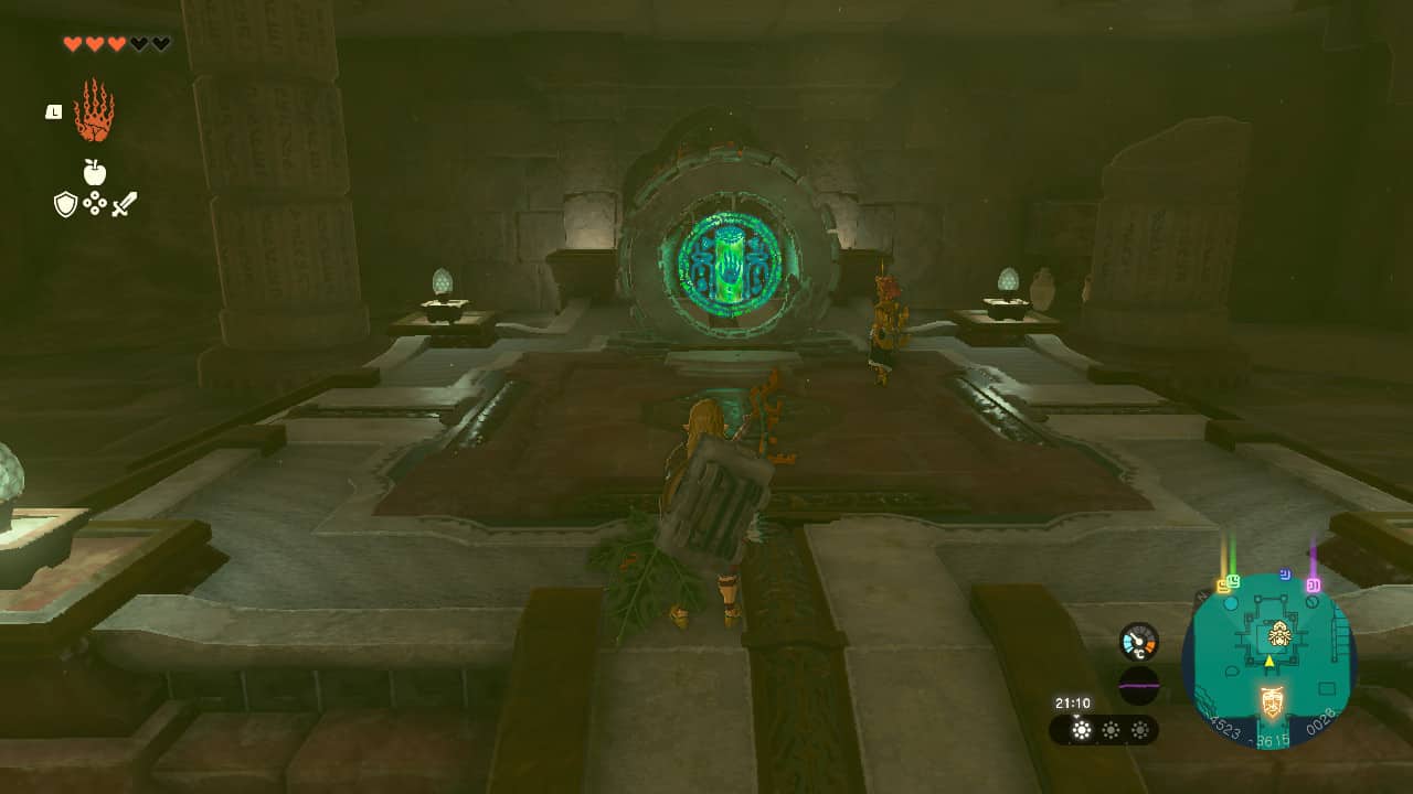 Tears of the Kingdom Lightning Temple walkthrough: Link and Riju stand on a raised platform in front of a glowing altar.