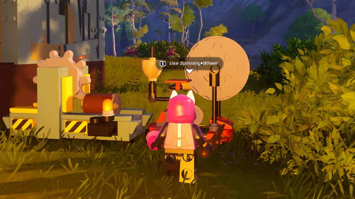 LEGO Fortnite: How to Build Spinning Wheel in Survival World